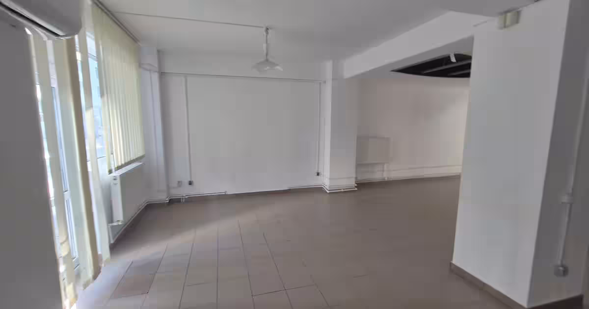 Spațiu comercial 100 mp în zona George Enescu, Suceava
