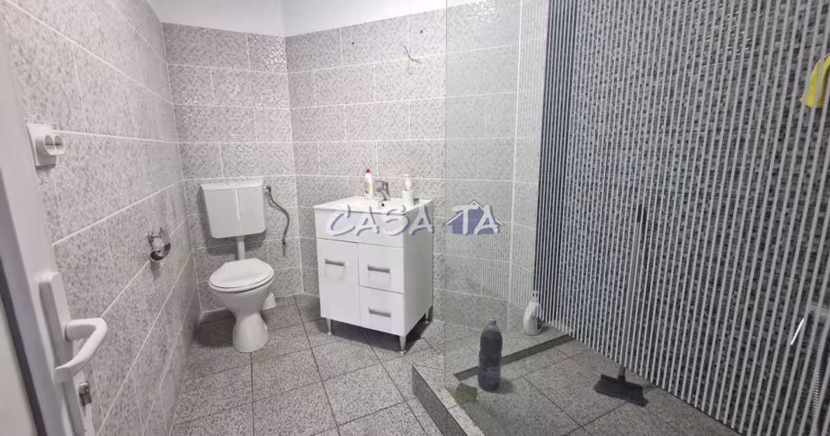 Spațiu comercial 300 mp în zona 1 Mai, Târgu Jiu