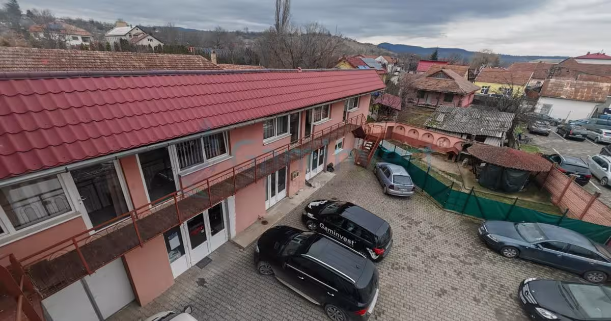 Spațiu comercial 521 mp în zona Central, Aleșd