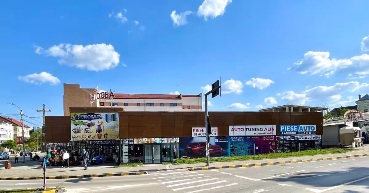 Spațiu comercial 1006 mp în zona Central, Botoșani