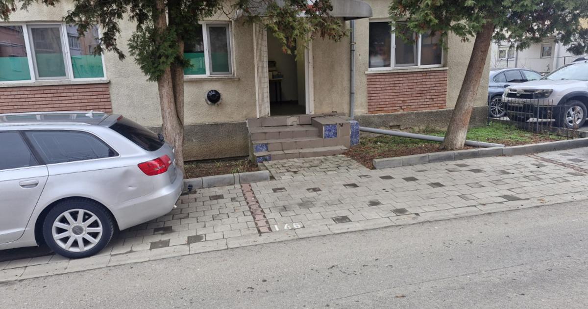 Spațiu comercial 67 mp în zona Central, Cugir