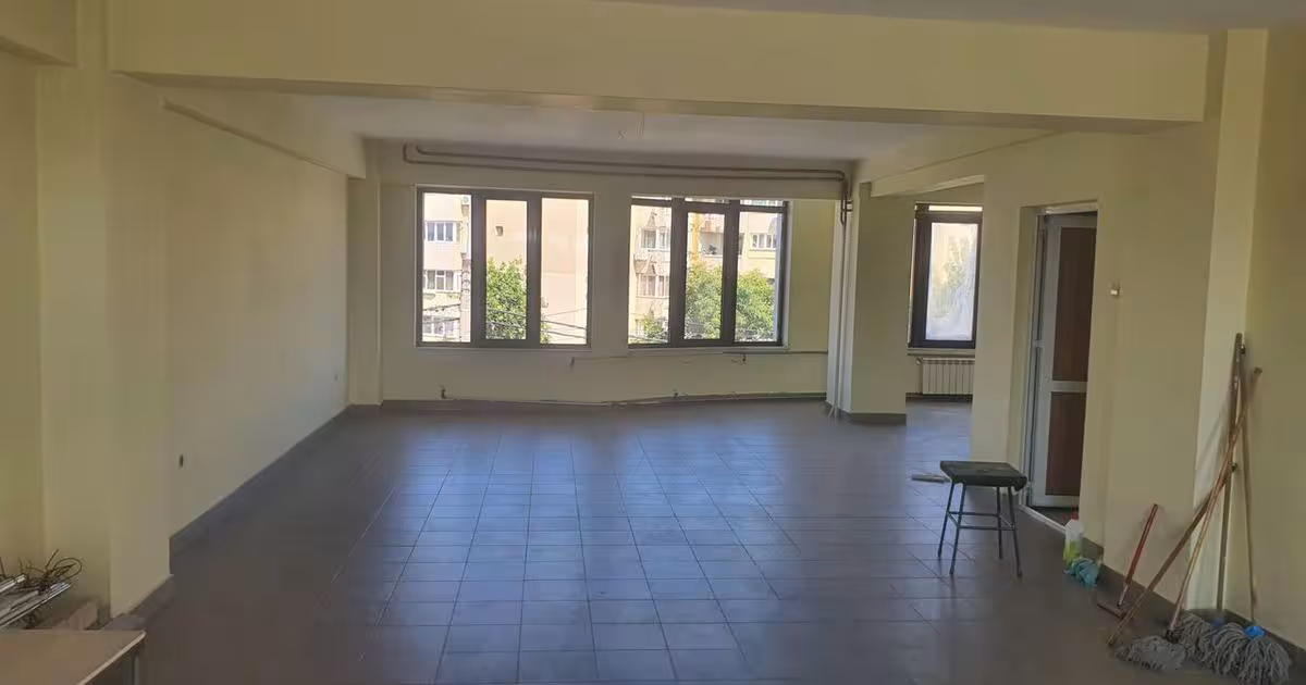 Spațiu comercial 760 mp în zona Central, Drobeta-Turnu Severin