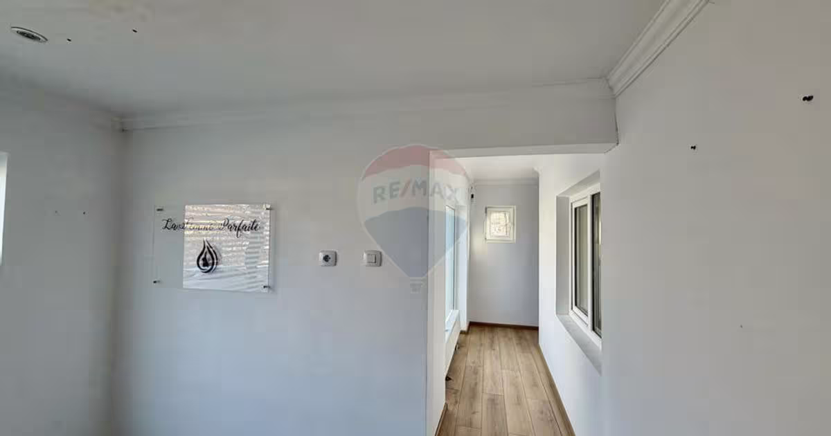 Spațiu comercial 100 mp în zona Central, Focșani