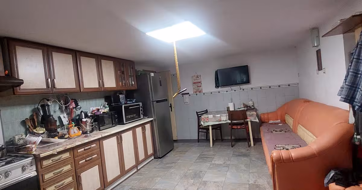 Spațiu comercial 800 mp în zona Est, Focșani