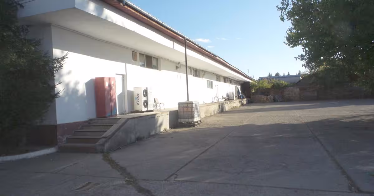 Spațiu comercial 1800 mp în zona Gară, Focșani