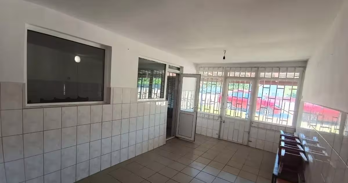 Spațiu comercial 100 mp în Lilieci