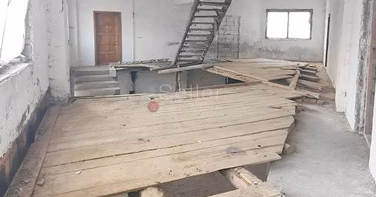 Spațiu comercial 1600 mp în zona Central, Râșnov