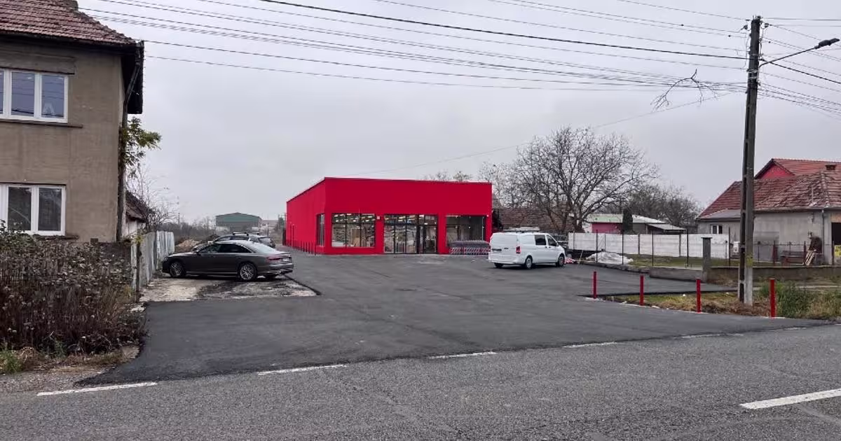 Spațiu comercial 1612 mp în Roșiori