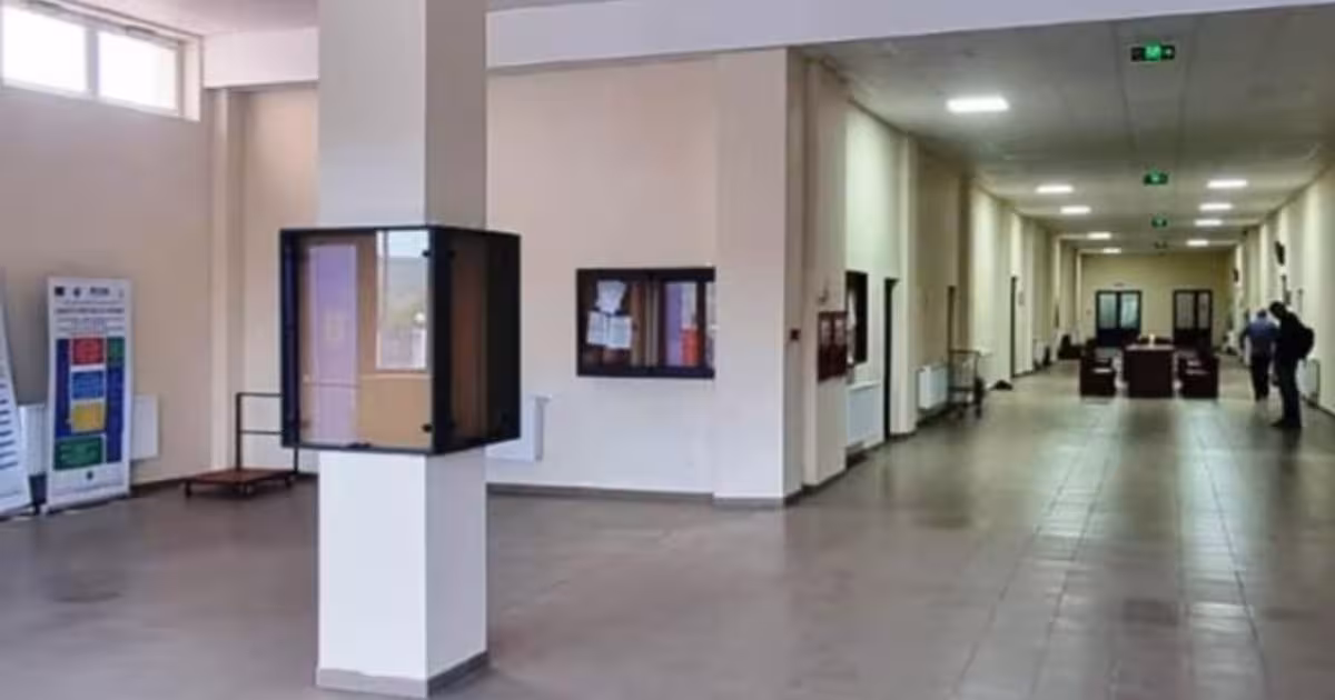 Spațiu comercial 1500 mp în zona Spital, Vaslui