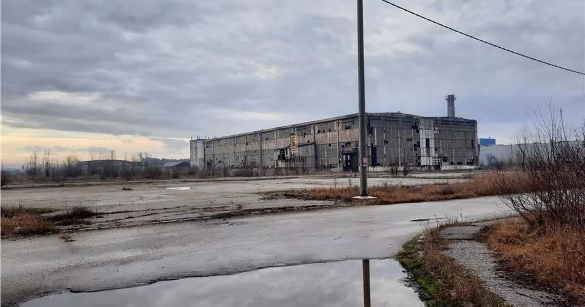 Spațiu industrial 20000 mp în zona Central, Aiud