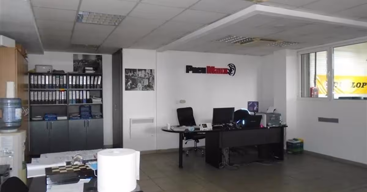 Spațiu industrial în zona Alfa, Arad