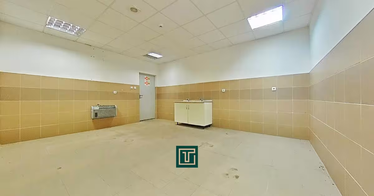 Spațiu industrial 856 mp în zona Exterior Sud, Arad