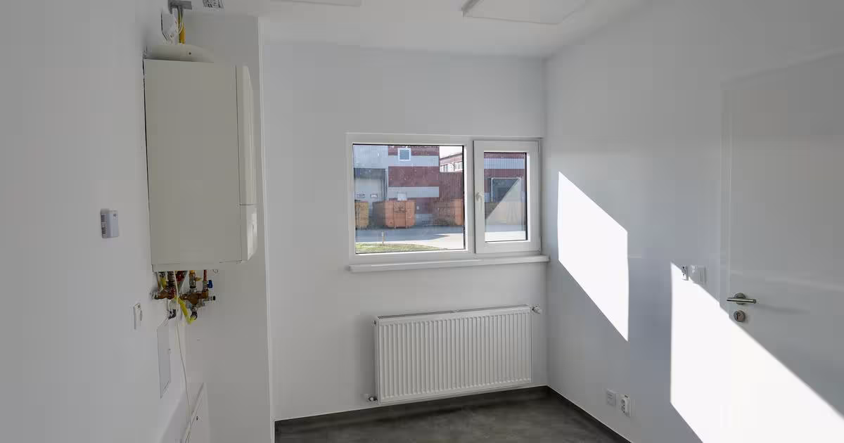 Spațiu industrial 234 mp în zona Gai, Arad
