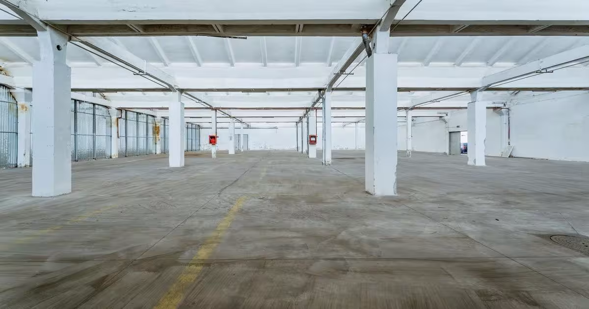 Spațiu industrial 1174 mp în zona UTA, Arad