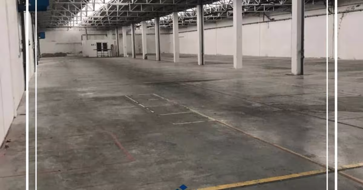 Spațiu industrial în zona UTA, Arad