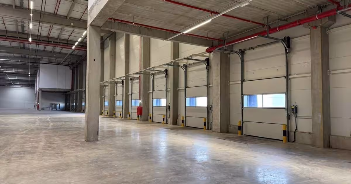 Spațiu industrial în zona Vest, Arad