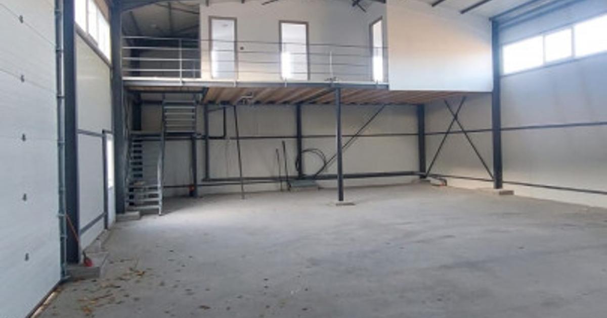 Spațiu industrial în zona Est, Bacău