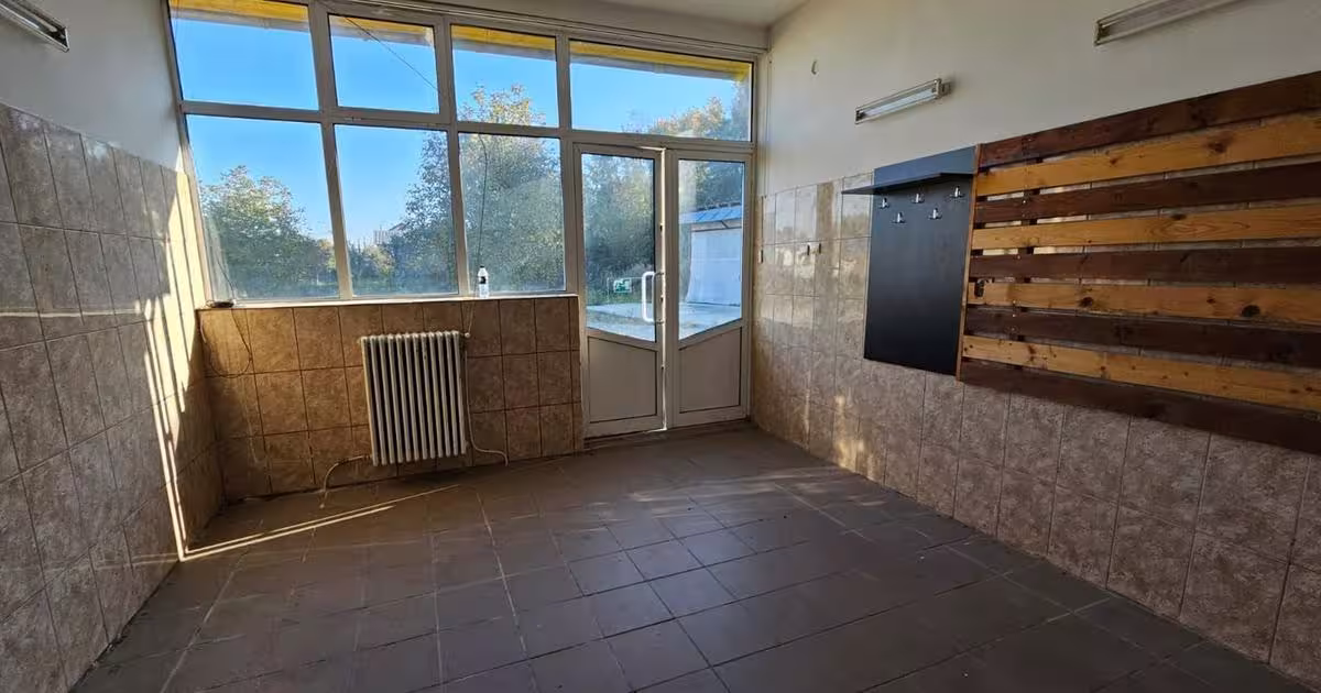 Spațiu industrial 2300 mp în Bascov
