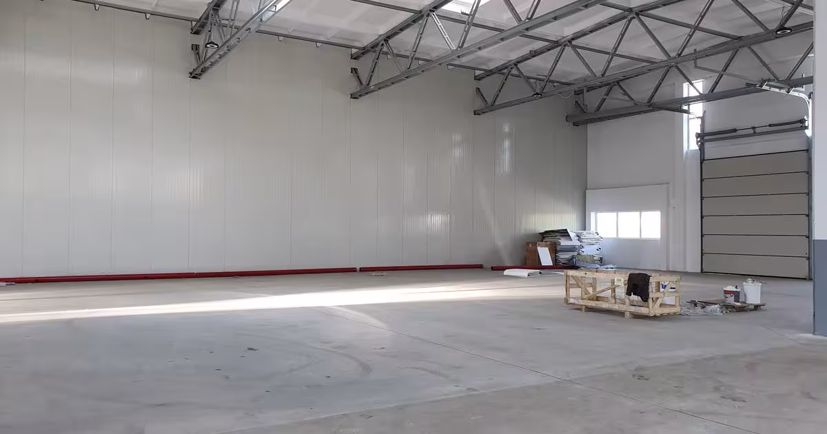 Spațiu industrial 4800 mp în zona Centură, Brașov