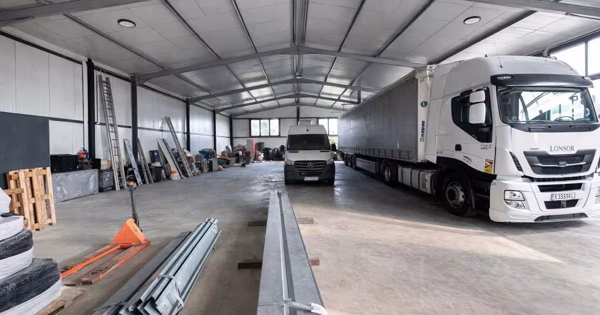 Spațiu industrial în Frătăuții Vechi