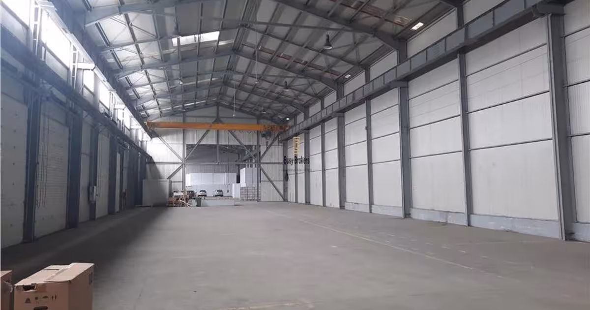 Spațiu industrial 1125 mp în zona Central, Ghimbav