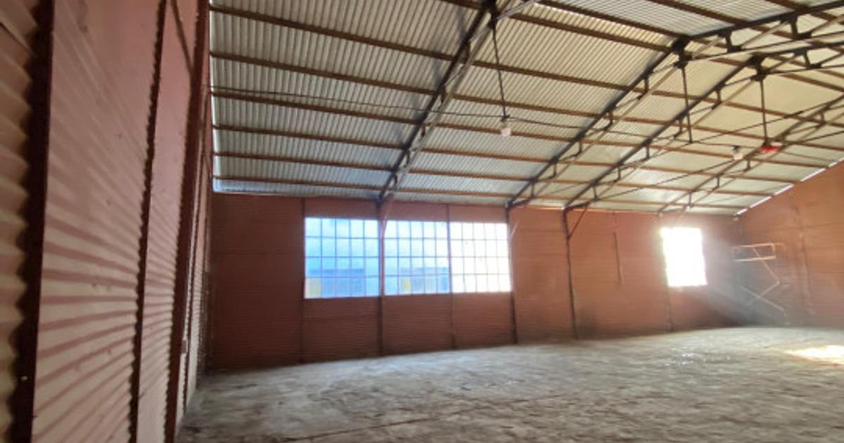 Spațiu industrial 216 mp în zona Central, Huși