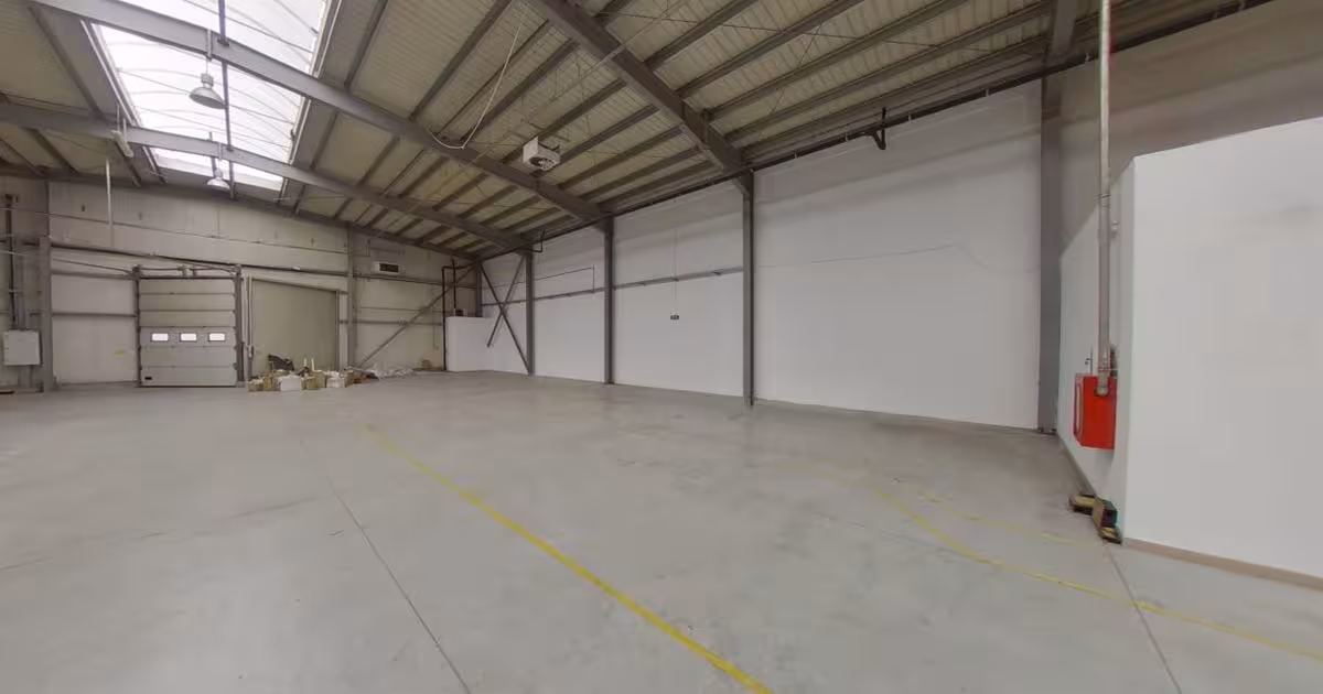 Spațiu industrial 853 mp în zona Sud, Arad