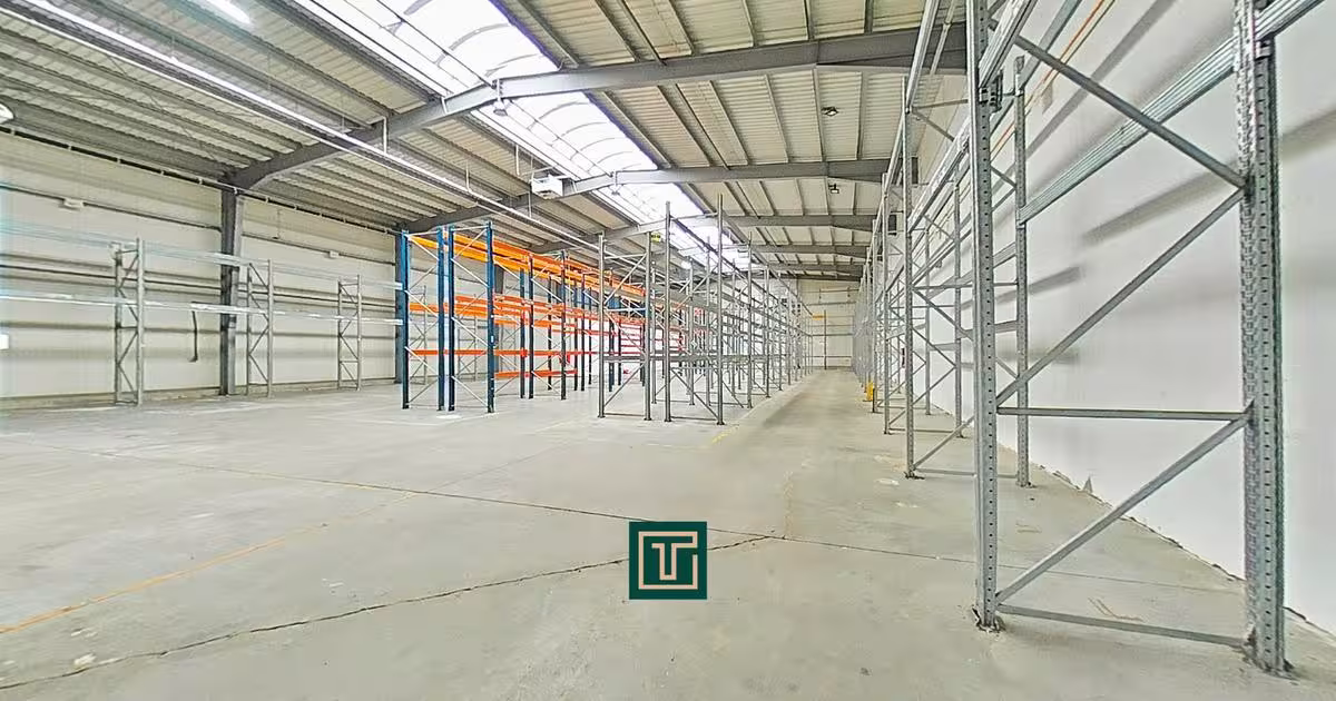 Spațiu industrial 856 mp în zona Sud, Arad