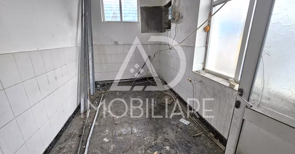 Spațiu industrial 214 mp în Arcani