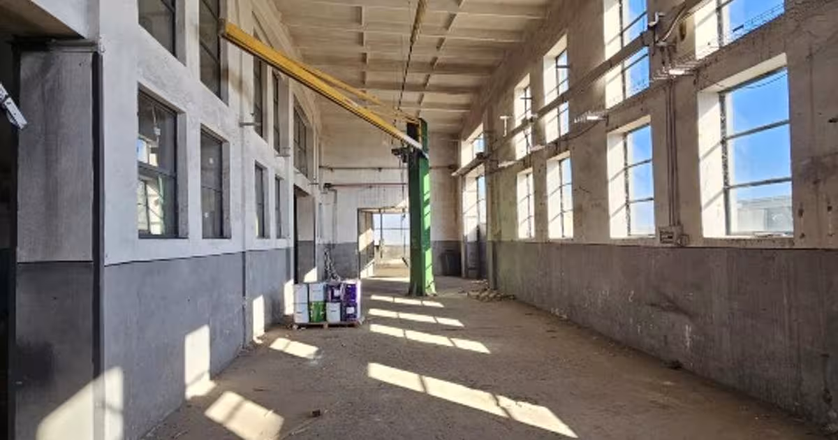 Spațiu industrial 2931 mp în zona Central, Calafat