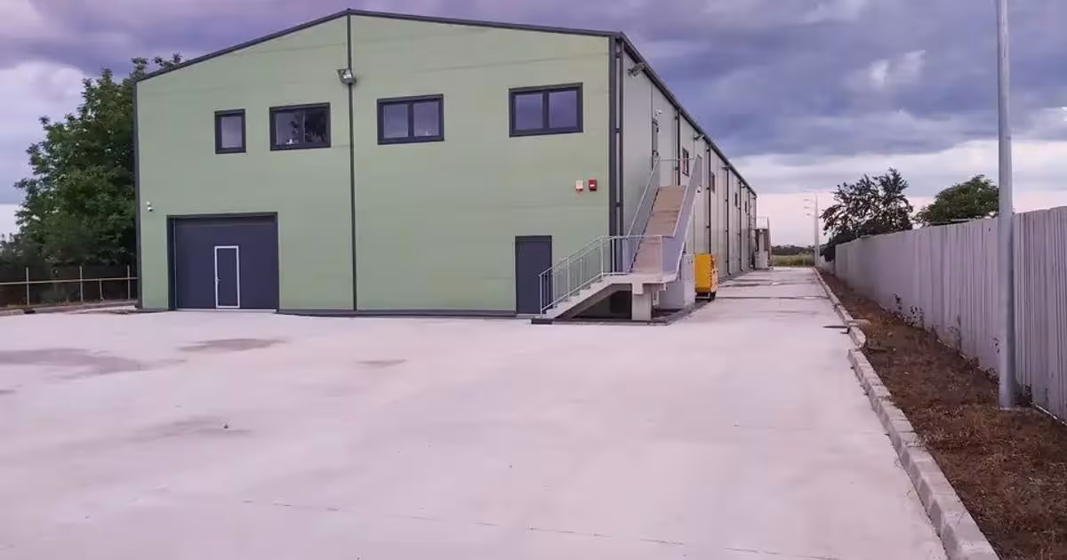 Spațiu industrial în Crevedia