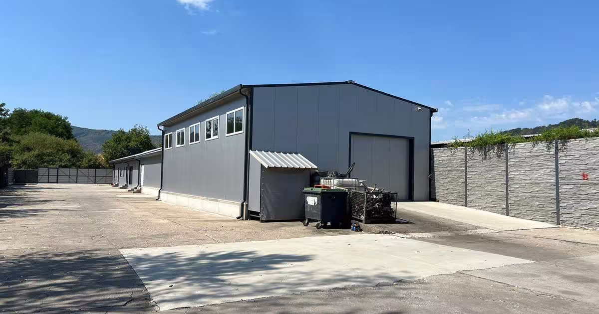 Spațiu industrial 500 mp în Mintia
