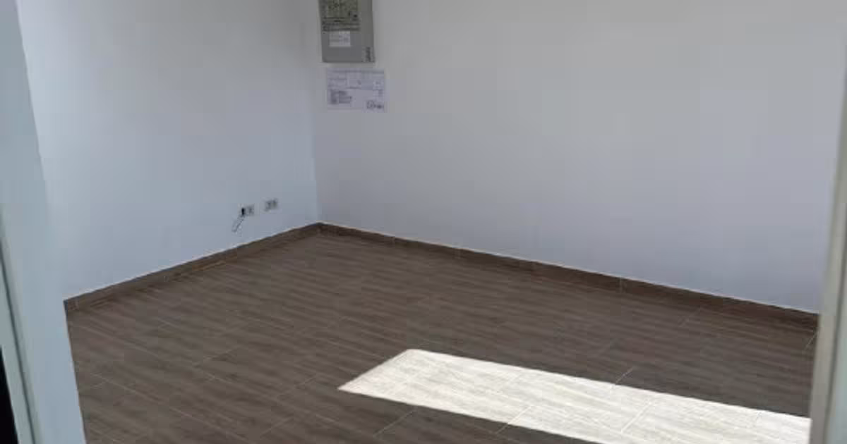 Spațiu industrial 1465 mp în zona Exterior Est, Piatra-Neamț