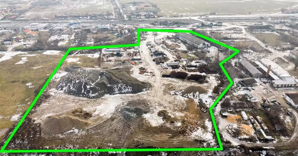 Spațiu industrial 1483 mp în Tileagd
