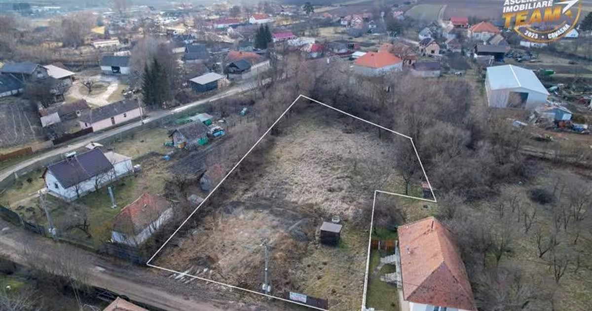 Teren agricol intravilan de 2213 mp, în Aninoasa
