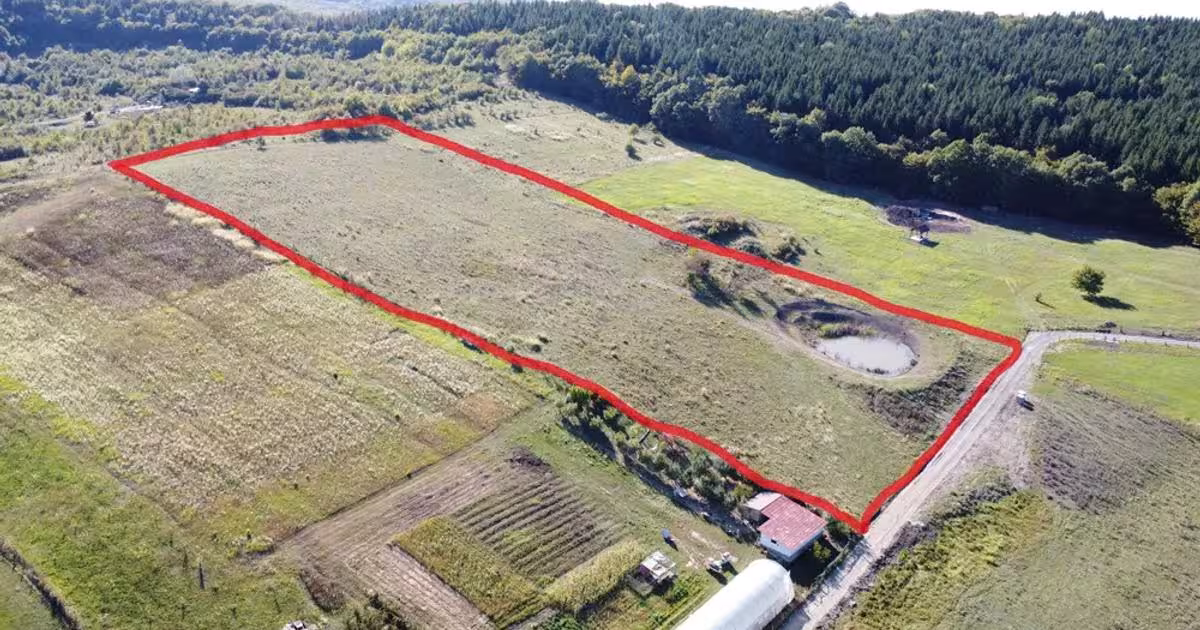 Teren agricol extravilan de 1800 mp, în zona Sud-Est, Bistrița