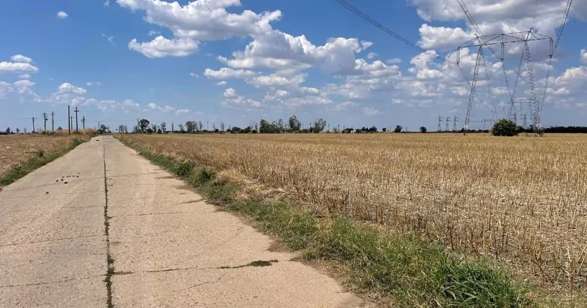 Teren agricol extravilan de 17300 mp, în zona Central, Budești