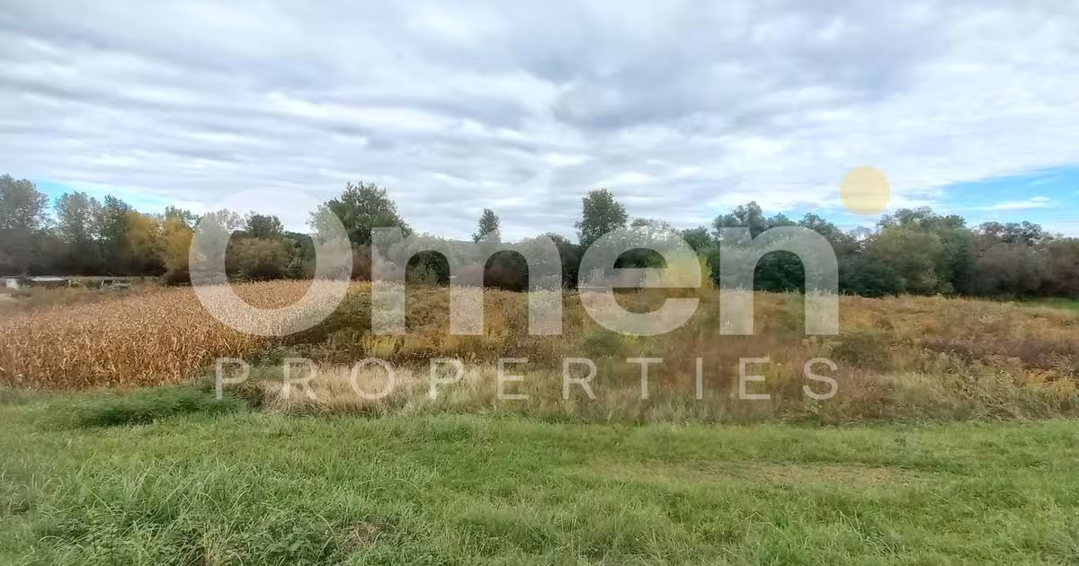 Teren agricol extravilan de 700 mp, în Cătălina