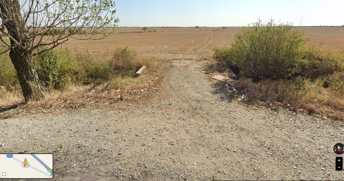 Teren agricol intravilan de 29500 mp, în Corbii Mari