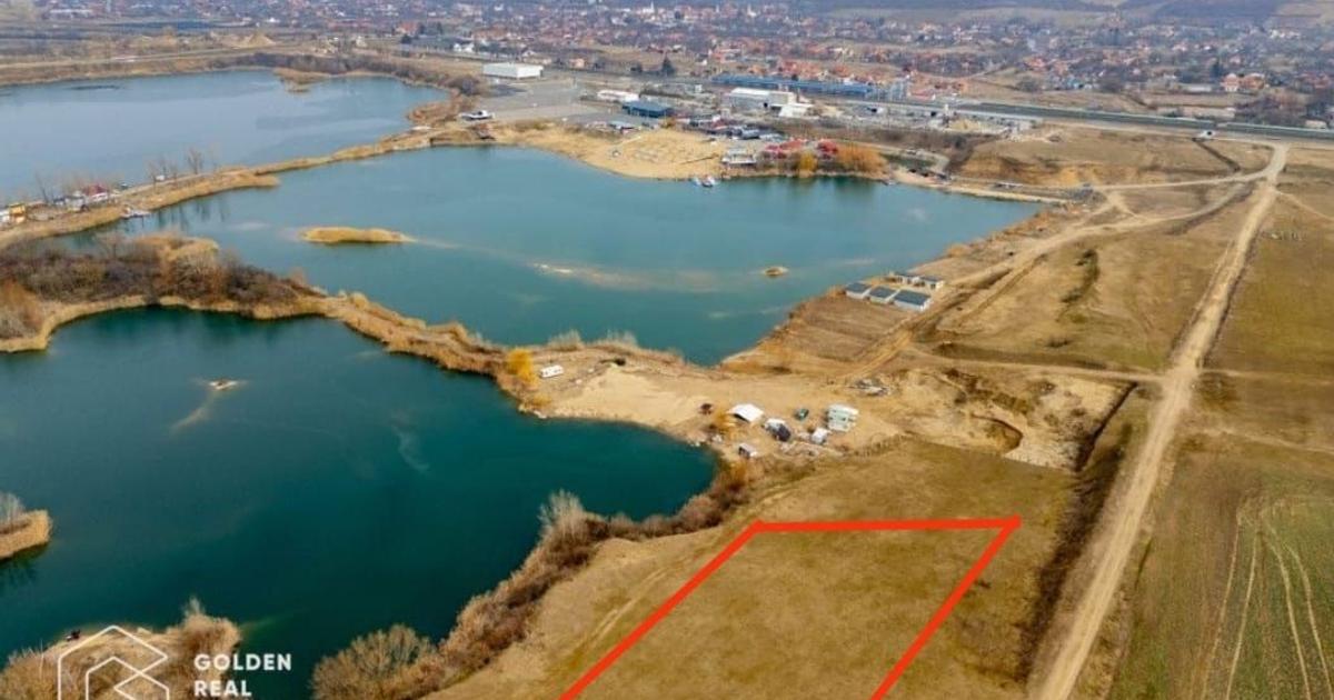 Teren agricol intravilan de 9000 mp, în Ghioroc