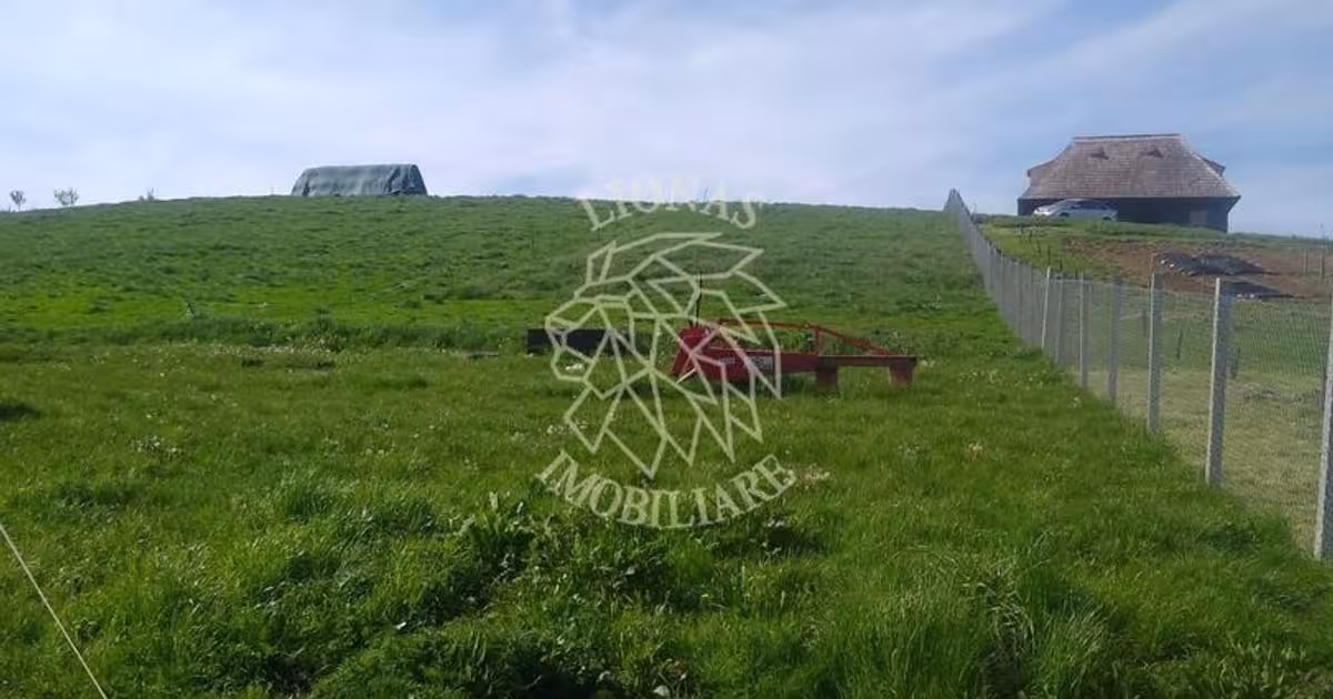 Teren agricol extravilan de 2500 mp, în Monariu