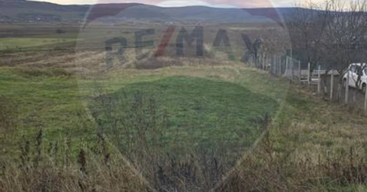 Teren agricol intravilan de 8282 mp, în zona Periferie, Negrești