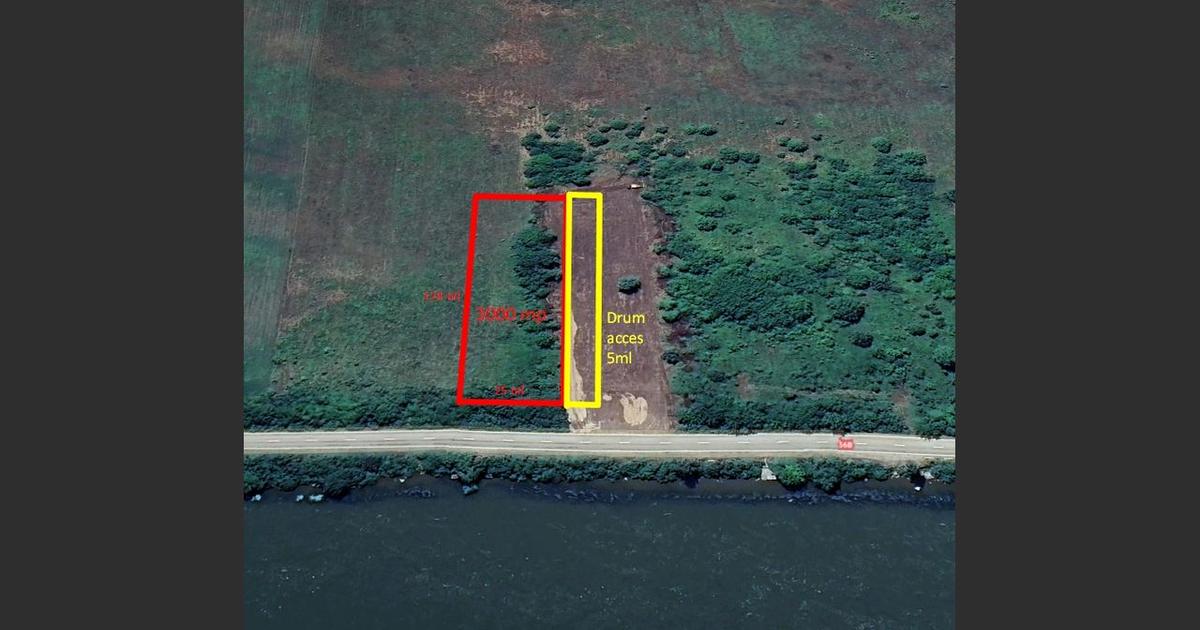 Teren agricol intravilan de 3000 mp, în Ostrovu Corbului