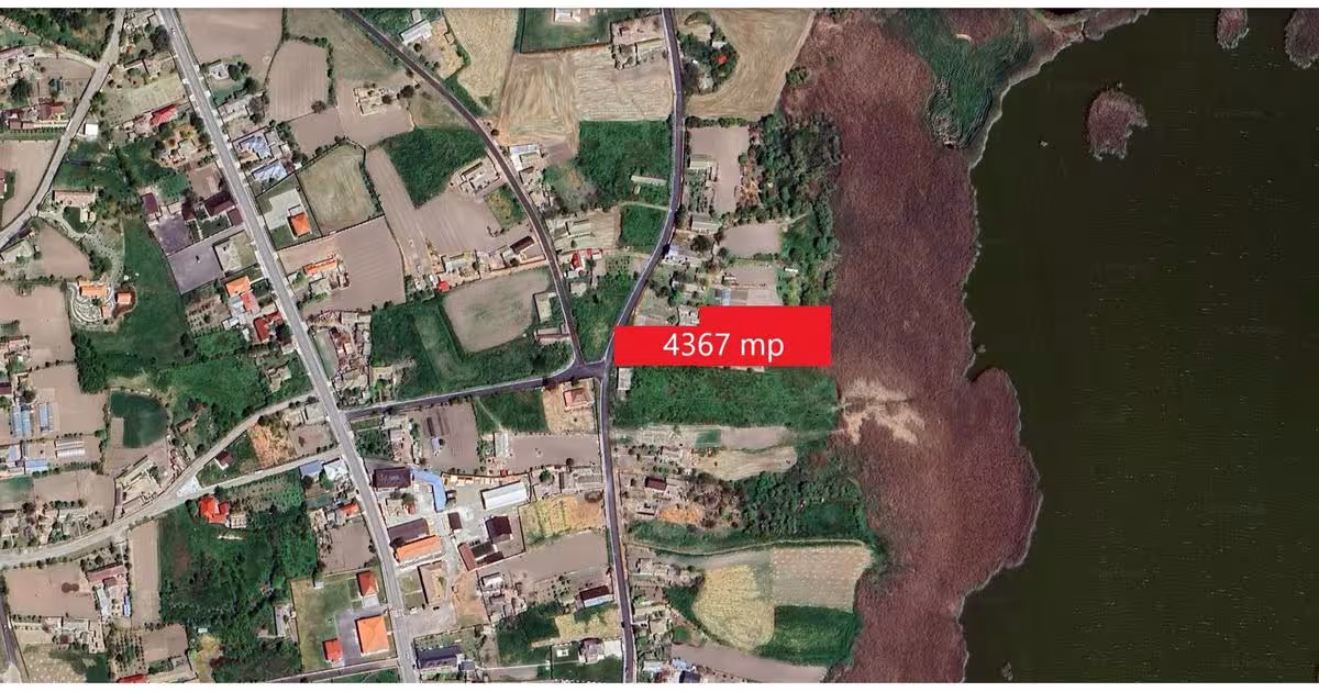 Teren agricol intravilan de 4367 mp, în Sălcioara
