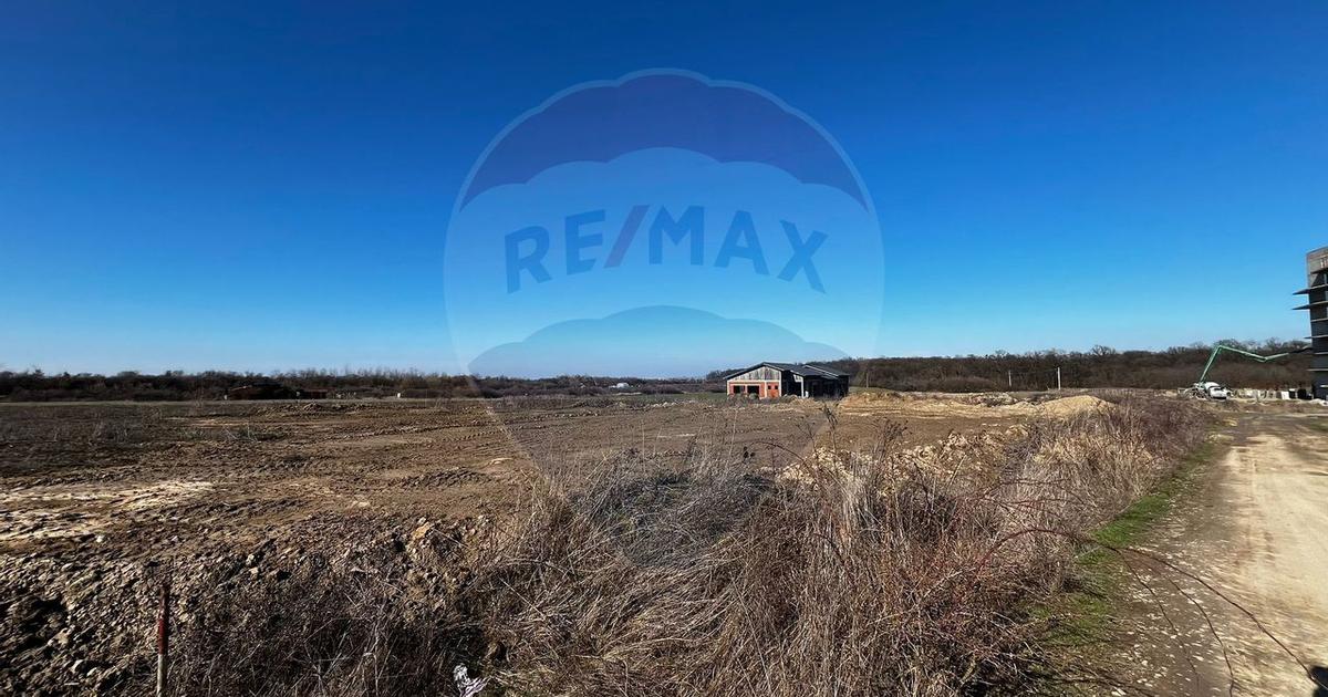 Teren agricol intravilan de 525 mp, în Sânmartin