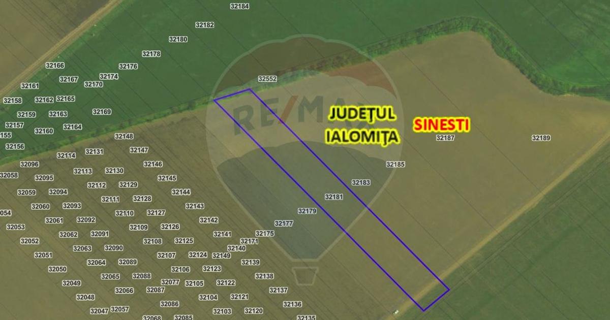 Teren agricol intravilan de 8814 mp, în Sinești