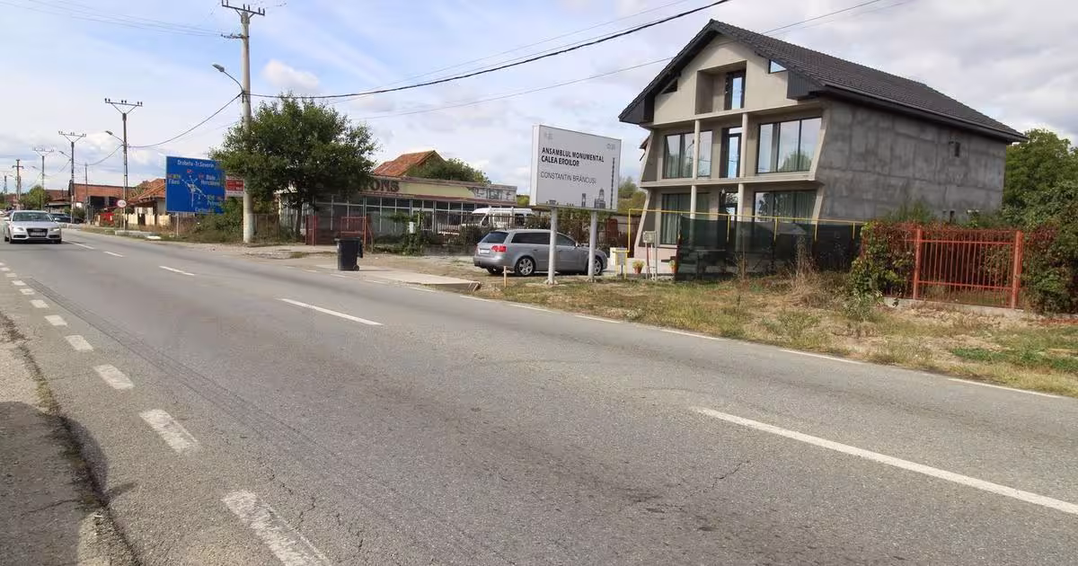 Teren agricol intravilan de 9782 mp, în zona Exterior Est, Târgu Jiu