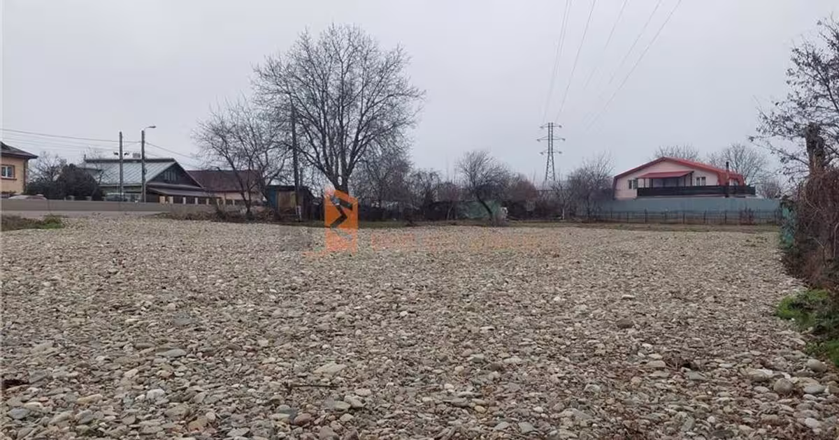 Teren construcție în zona 1 Decembrie, Buzău