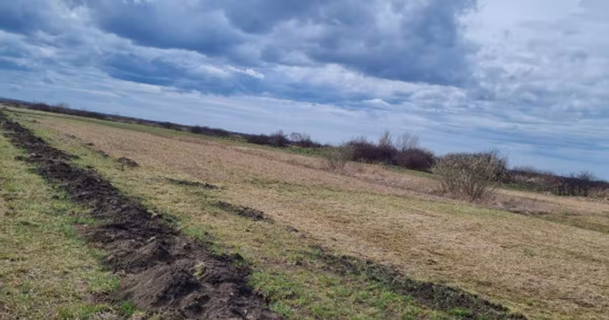 Teren Construcții intravilan de 630 mp, în Amați