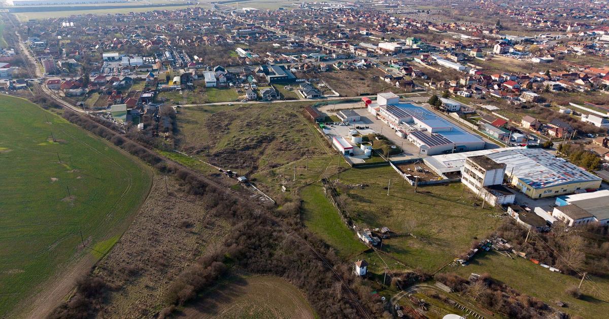 Teren Construcții intravilan de 22730 mp, în zona Aradul Nou, Arad